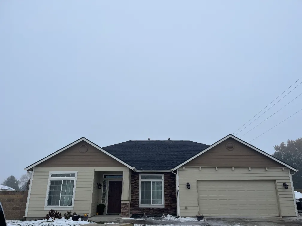 Kennewick washington - tri cities new roof on house  